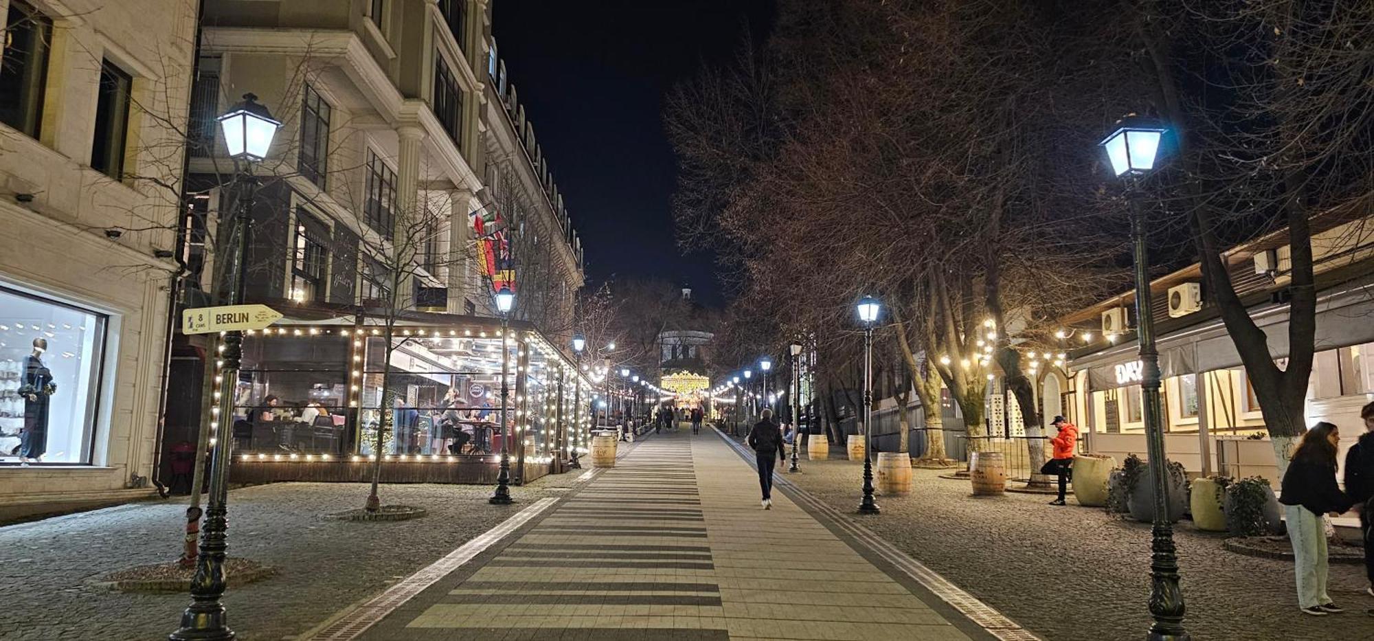 Park & Pedestrian Zone Apartment For4 Chisinau Luaran gambar